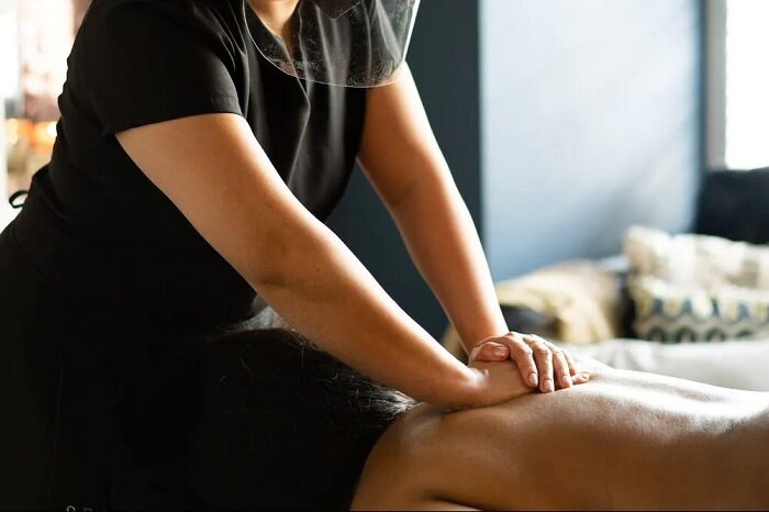 Royale Spa massage about us services